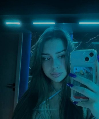 Волшебная энергетика, которую я излучаю, погрузит вас в мир истинного наслаждения. Встречаясь со мной, вы окунетесь в океан страсти и соблазна. Я дарю нежные прикосновения и незабываемые эмоции, удовлетворяя все ваши желания. Совместные мгновения со мной будут наполнены головокружительными ощущениями и яркими впечатлениями. Проживаю в Москве, готова принять вас в своей уютной квартире или приехать к вам. Не сомневайтесь в качестве моих услуг, ведь мои довольные клиенты всегда остаются верными. Отвлекитесь от повседневности и подарите себе настоящее наслаждение, обращаясь ко мне. Уверена, что наши фото не оставят вас равнодушными. Жду встречи с нетерпением! 😘🔥 Гуля